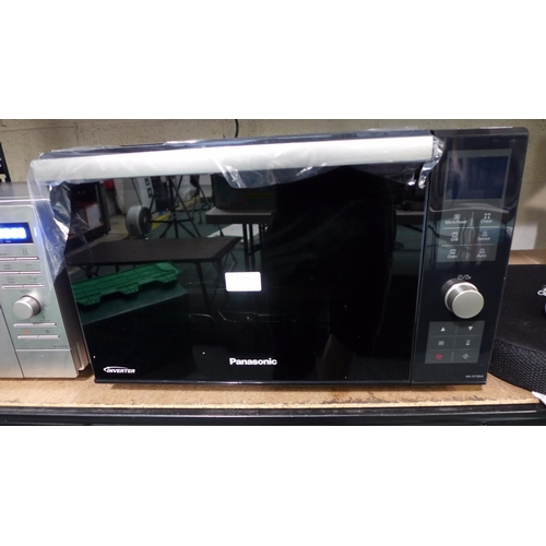 3156 - A Panasonic Combi Microwave, RRP £149.99 + VAT    (196-947) * this lot is subject to vat attract