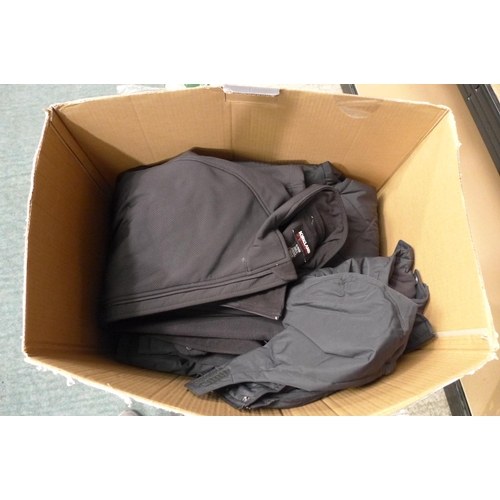 3337 - Qty. of mixed gent's jackets/coats various sizes * this lot is subject to VAT