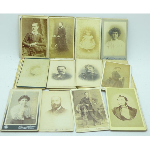 677 - Fifty carte de visite cards