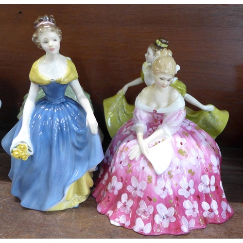 689 - Six Royal Doulton figures