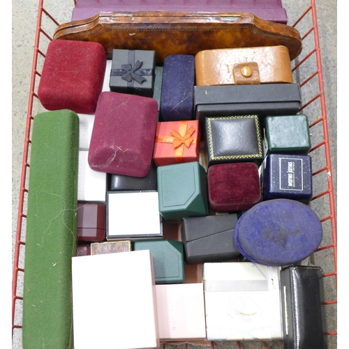 743 - Jewellery boxes