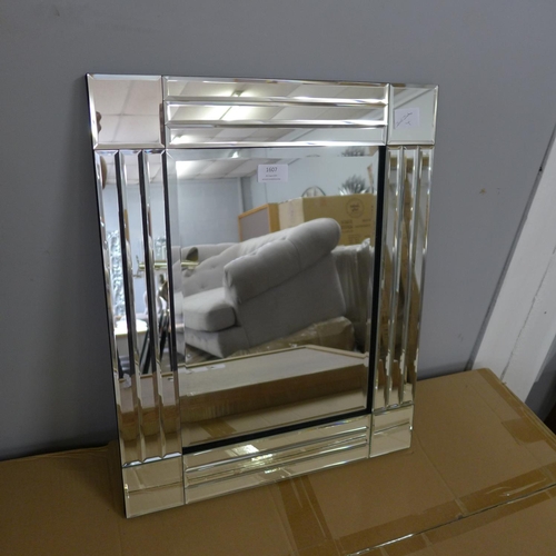 1601 - An Art Deco style bevelled mirror