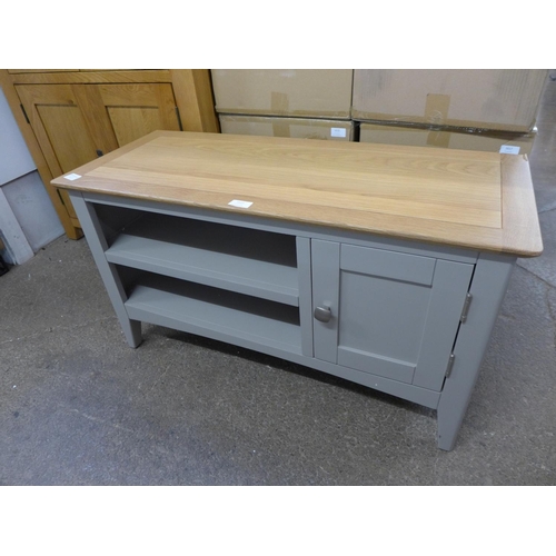 1607 - An oak and grey TV stand (ref 66) *this lot is subject to VAT