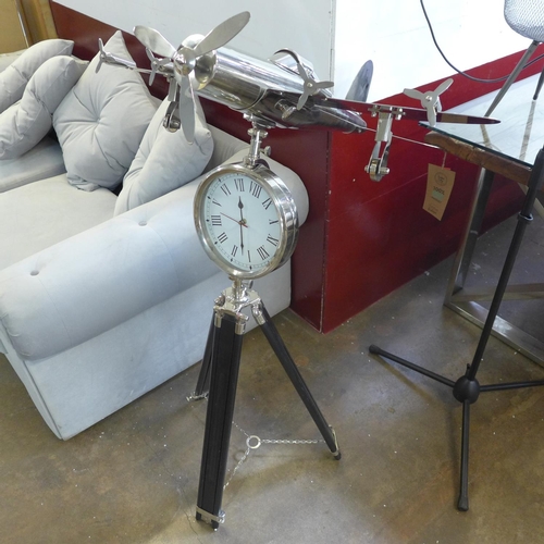 1638 - A Spitfire tripod clock