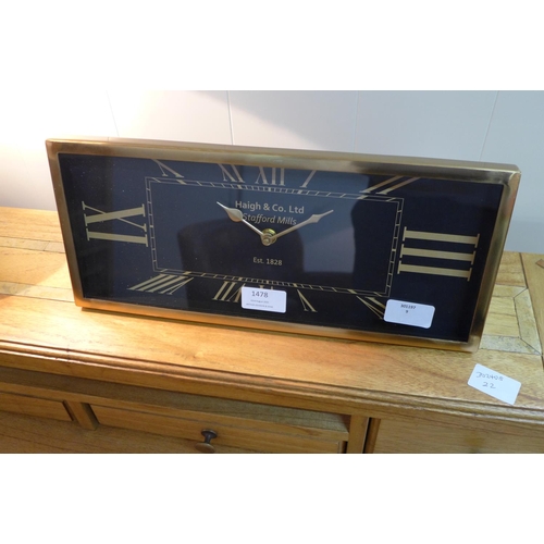 1478 - A brass desk clock with black dial (7520421)   #