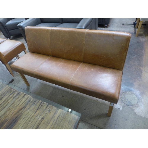 1641 - A brown leather bench seat