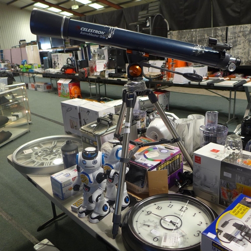 3328 - Celestron Astromaster Telescope, RRP £114.99 + VAT       * This Lot Is Subject To Vat (Ajs6-444)