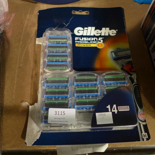 3115 - A Gillette Proglide Power 14 Blade Pack   (Ajs6-3)  * This lot is subject to VAT