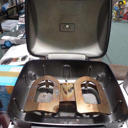 3390 - Nexgrill Aluminum Tabletop Gas Grill, Rrp £109.99 + Vat * This Lot Is Subject To Vat