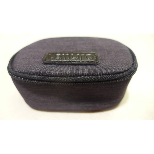 3130 - Five Lemuro small two lens carry cases