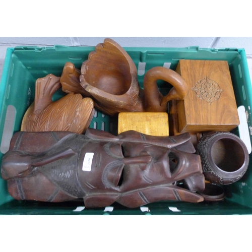 1183 - Carved wooden items and boxes **PLEASE NOTE THIS LOT IS NOT ELIGIBLE FOR POSTING AND PACKING**