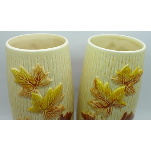 800 - A pair of Sylvac 4011 pattern vases