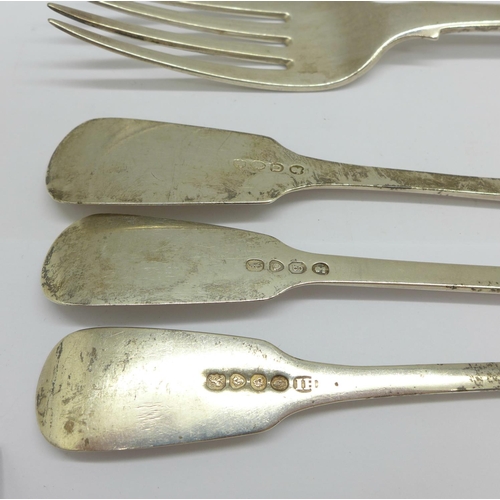 873 - A collection of silver forks, mainly Georgian and Victorian, 612g