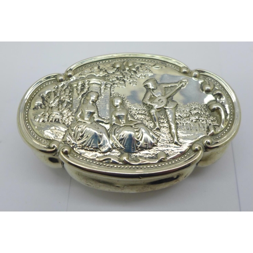 878 - A Victorian silver box with a Dutch scene to the lid, Birmingham 1899, 8cm, 53g