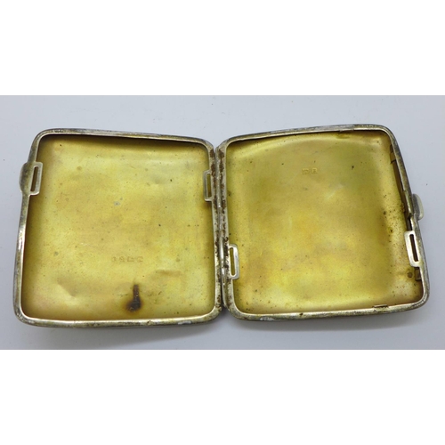 907 - A silver cigarette case and a silver dish, 135g, and three napkin rings