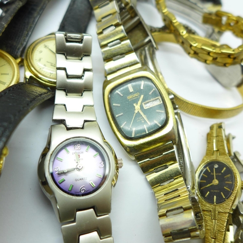 956 - Lady's wristwatches