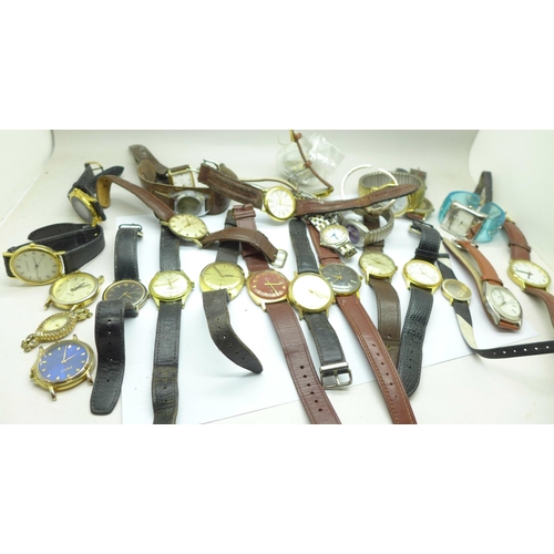 958 - A collection of wristwatches