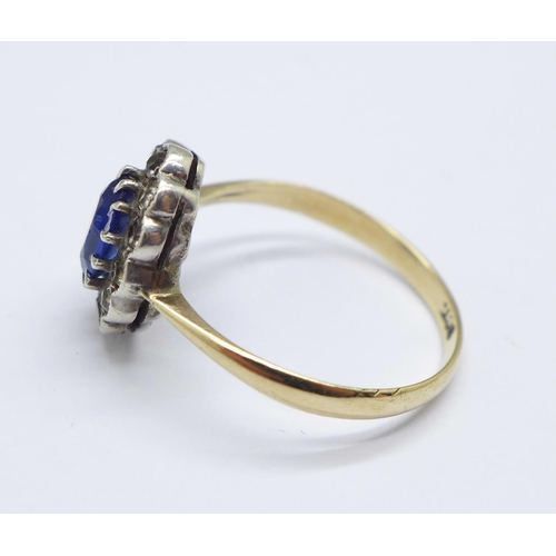 964 - A 9ct gold, blue and white stone ring, 2.3g, N