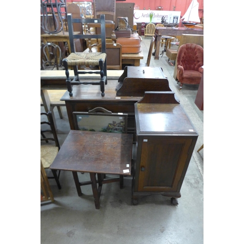 282 - An oak barleytwist chest of drawers, a walnut pot cupboard, etc. (6)