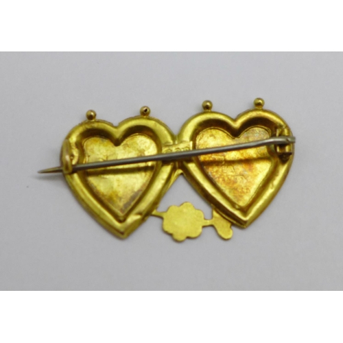 1022 - A 9ct gold mizpah brooch, 1.4g