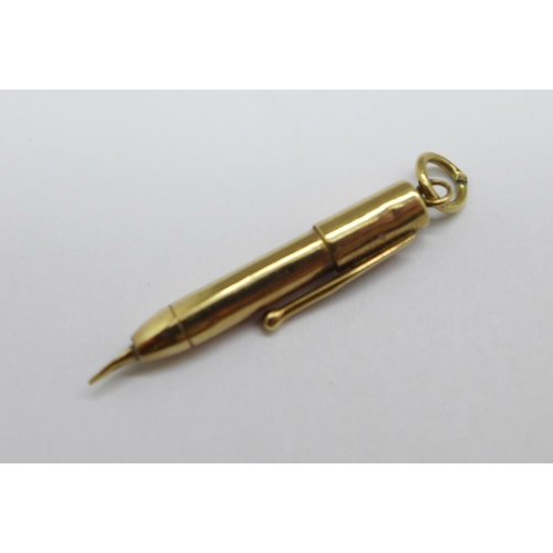 1029 - A novelty 9ct gold fountain pen charm, mark worn, 0.7g