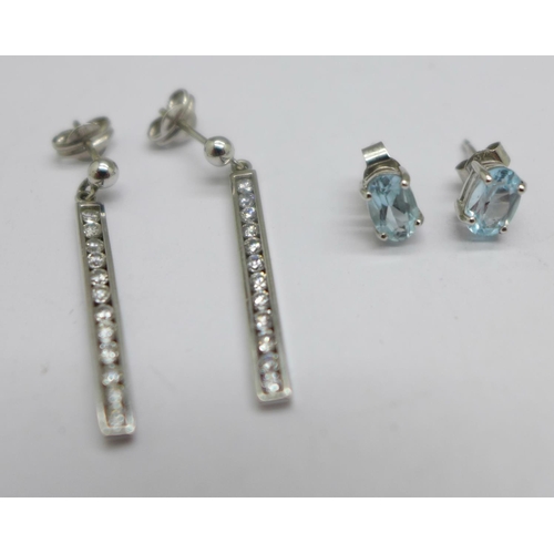 1041 - Two pairs of 9ct gold earrings, white sapphires and aquamarine, 2.7g