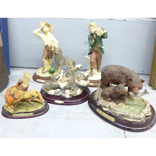 1126 - Five resin models of animals and figures, Leonardo Collection and others **PLEASE NOTE THIS LOT IS N... 