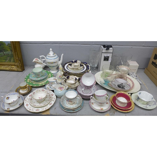 1128 - Decorative china including Shelley Melody, Poole, Paragon, Limoges, Coalport, Royal Worcester, inclu... 