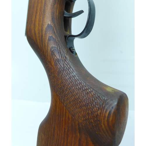 782 - A Relum Tornado air rifle, a/f (stock split)