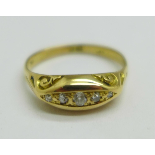 947 - An 18ct gold, five stone diamond ring, 2.8g, O