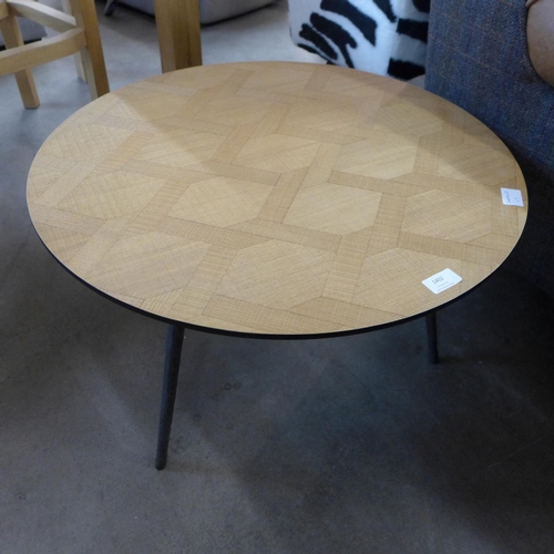 1523 - A parquetry coffee table - ref 17