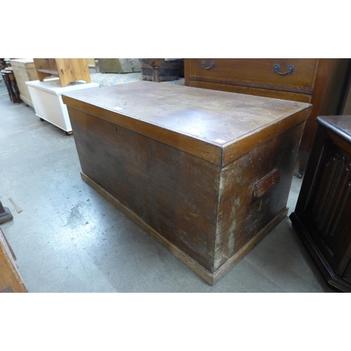 280 - An early 20th Century teak blanket box