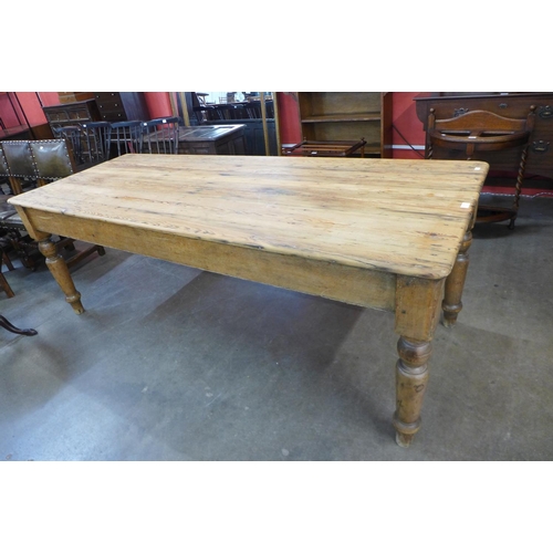 76 - A large Victorian pine farmhouse kitchen table