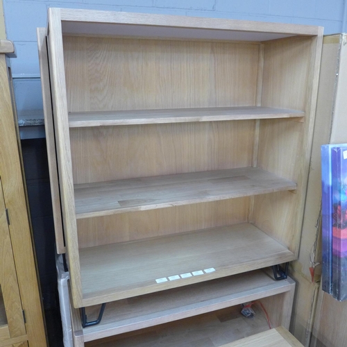 1633 - A Logan low bookcase