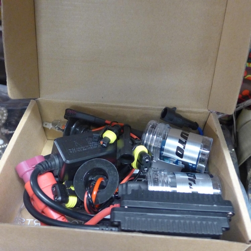 2128 - 2 Dr Auto High Intensity+ discharge lamps - boxed -  one W one a/f * This lot is subject to VAT