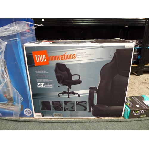 3323 - A Bts Black Task Chair (203-185) * This Lot Is Subject To Vat