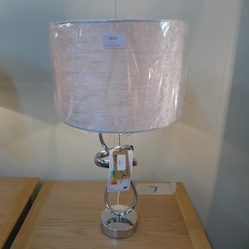 1543 - A chrome swirl table lamp with champagne shade (BT63615)   #