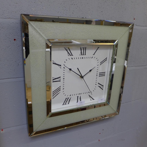 1579 - A diamond crush mirrored glass wall clock (CL09513)   #