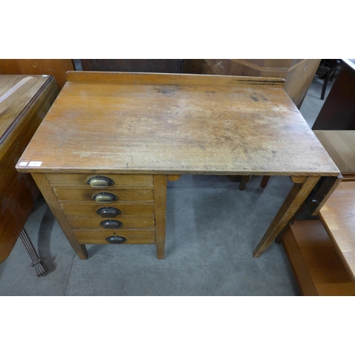 262 - An oak desk