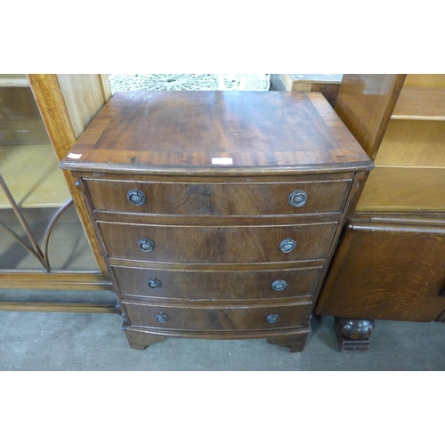 294 - A mahogany chest of drawers