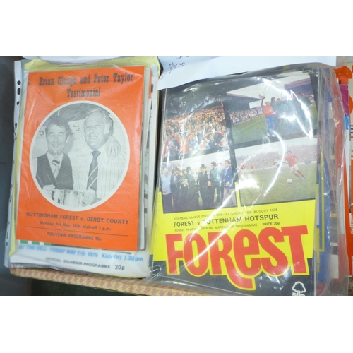 767 - A collection of approximately 240 Nottingham Forest football programmes, 1977-78 to early 1980's, ei... 