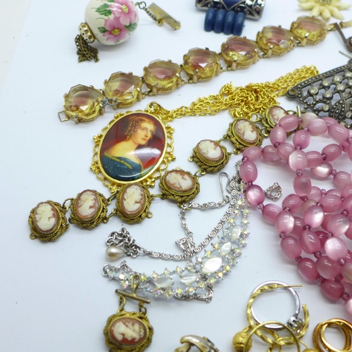 898 - Costume jewellery, etc.