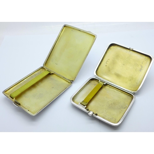 841 - Two silver cigarette cases, Birmingham 1946, Deakin & Francis, and Birmingham 1918, Henry Matthews, ... 