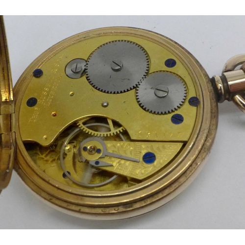 1018 - A Thomas Russell gold plated pocket watch