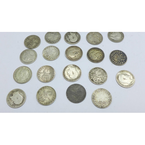 1057 - Pre-1920 silver 3d coins, 32g