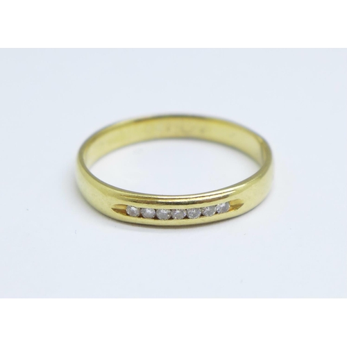 1110 - An 18ct gold and diamond ring, 3.2g, Q