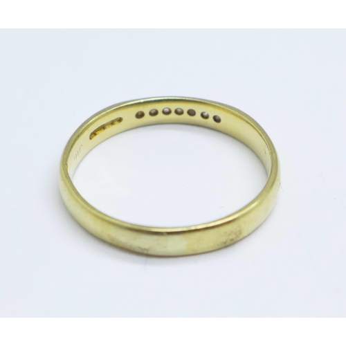 1110 - An 18ct gold and diamond ring, 3.2g, Q