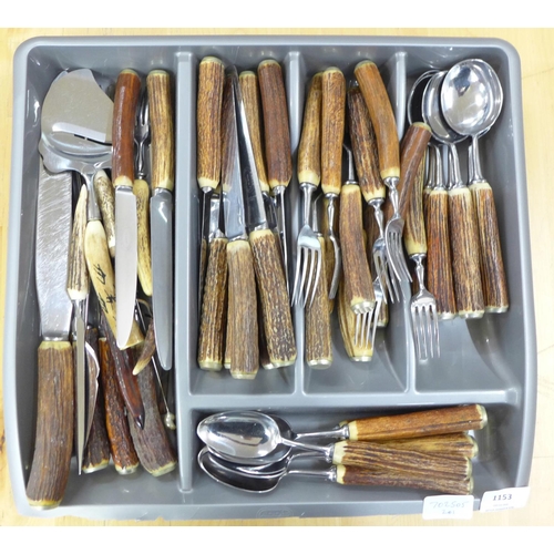 1153 - A collection of horn handled cutlery