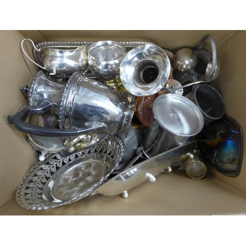 1166 - A box of plated ware, etc. **PLEASE NOTE THIS LOT IS NOT ELIGIBLE FOR POSTING AND PACKING**