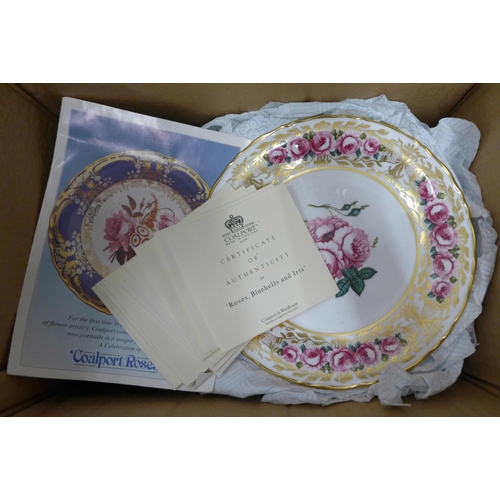 1168 - A set of Coalport Roses collector's plates **PLEASE NOTE THIS LOT IS NOT ELIGIBLE FOR POSTING AND PA... 